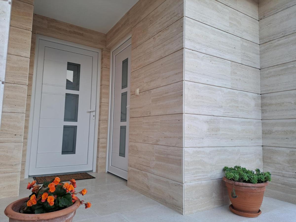 Guesthouse Emma Zadar Buitenkant foto